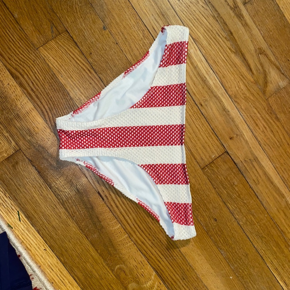 Bikini bottoms